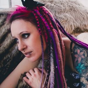 Meet your Posher, Sam-antha